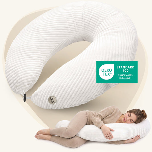 KUNU® Stillkissen & Nestchen mit Cord-Bezug, Frau nutzt es als Seitenschläferkissen. OEKO-TEX® STANDARD 100, 25.HDE.44625 Hohenstein