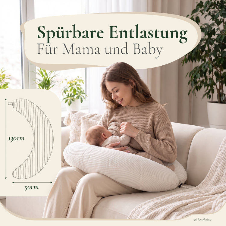 Mutter stillt ihr Baby mit dem KUNU Stillkissen – spürbare Entlastung, 130 × 50 cm